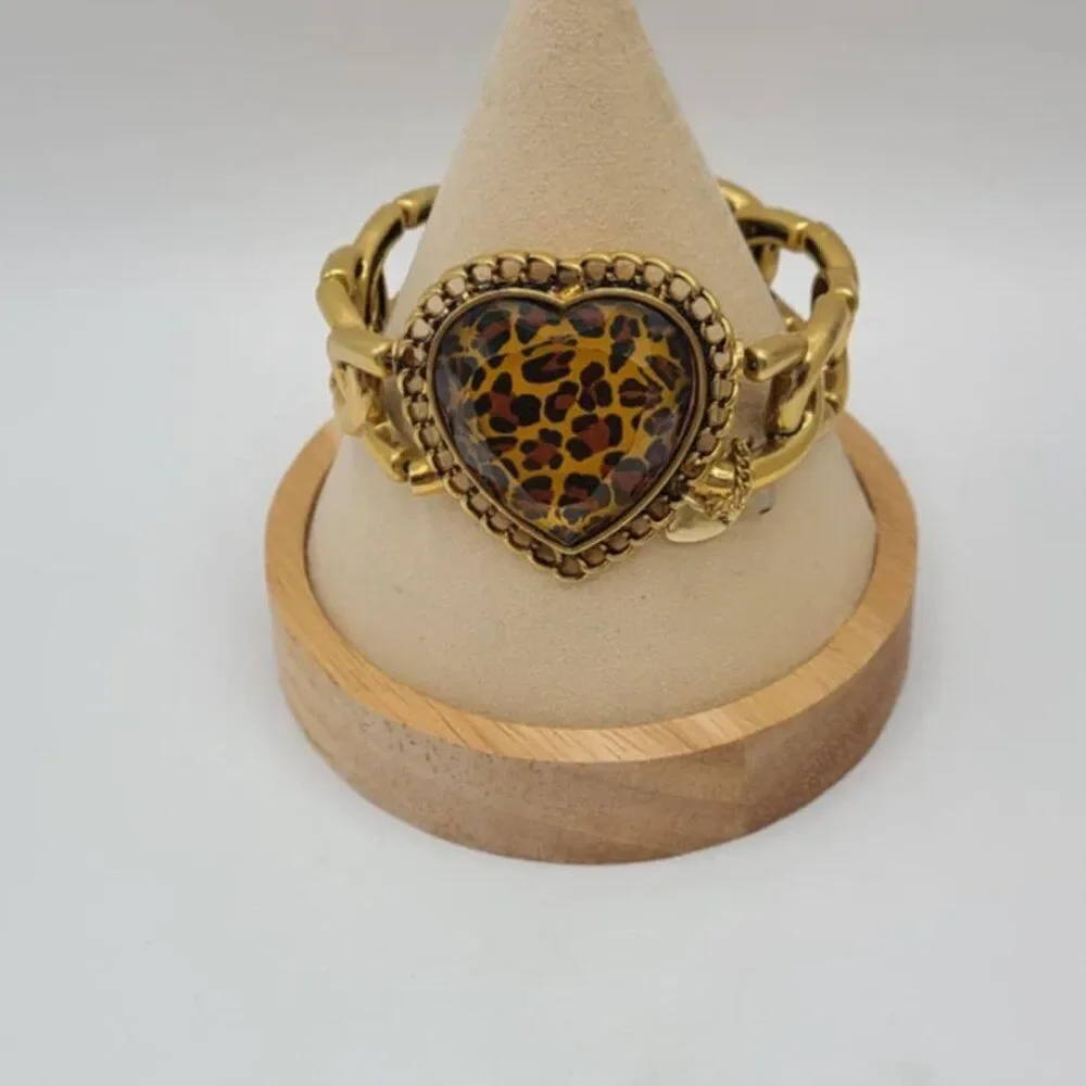 Betsey Johnson Gold Tone Link Stretchy Bracelet with Leopard Hearrt